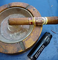 Alec Bradley Family Blend Lineage.jpg