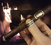Undercrown Maduro.jpg